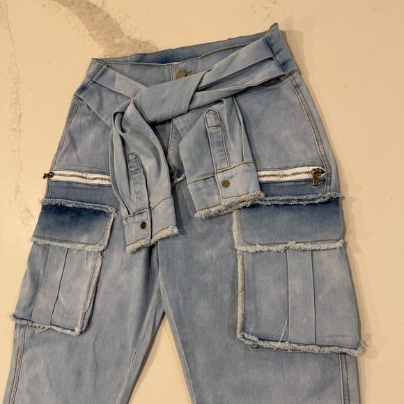 My Boo NWT Cargo Tomboy High Waisted Denim Jeans Women’s Large Blue Tie Waist - Picture 3 of 9